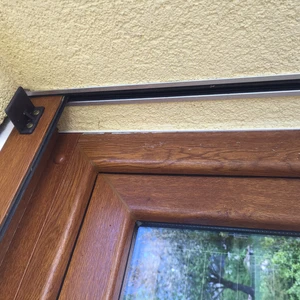 Předokenní rolety25