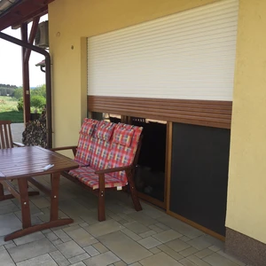 Předokenní rolety28