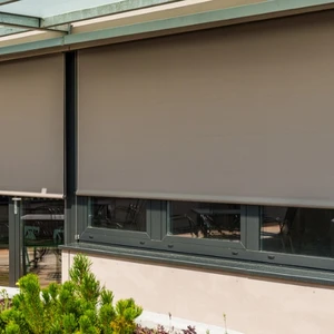 Screenové rolety 24