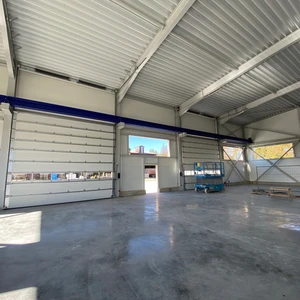 Sekční průmyslová vrata 11