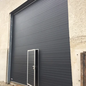 Sekční průmyslová vrata 25