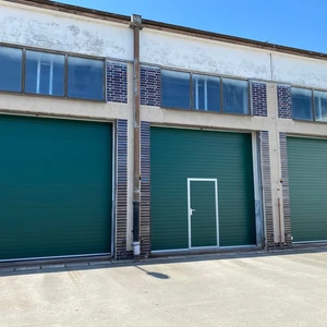 Sekční průmyslová vrata 32